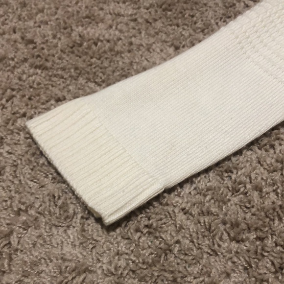 Calvin Klein creamy beige kind of waffle knit cowl neck sweater, size L - Picture 7 of 12